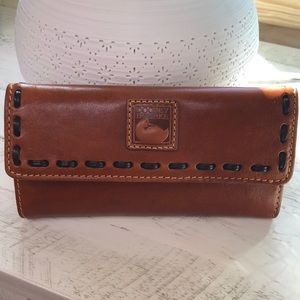 Dooney and Bourke Florentine continental clutch